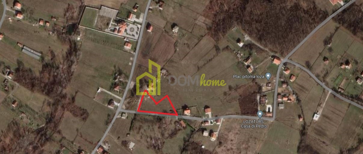 Plac 319m2, Begovine